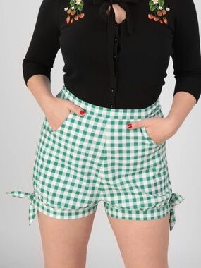 NWT Collectif Green Rylee Gingham Shorts - UK 6
